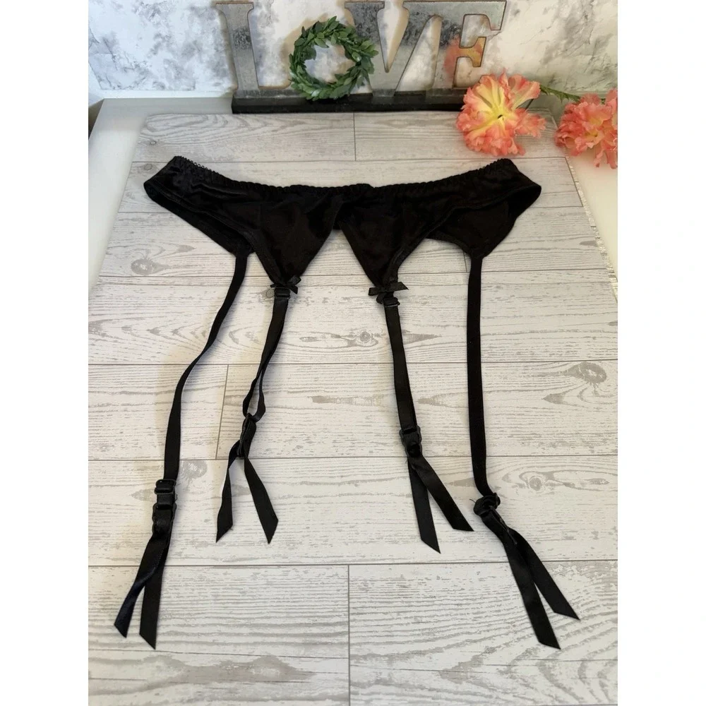 Vintage Belt Suspender Black Satin Ladies 14
